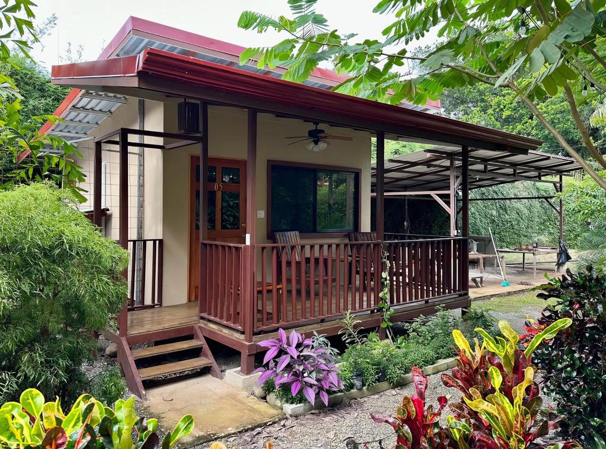 Bamboo River House And Hotel Dominical Zewnętrze zdjęcie